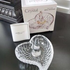 Studio Crystal Heart Ring Holder